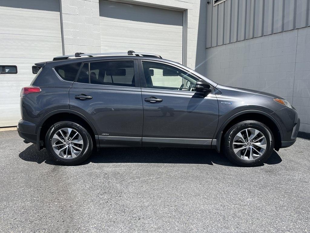 Toyota RAV4 Hybrid  2017