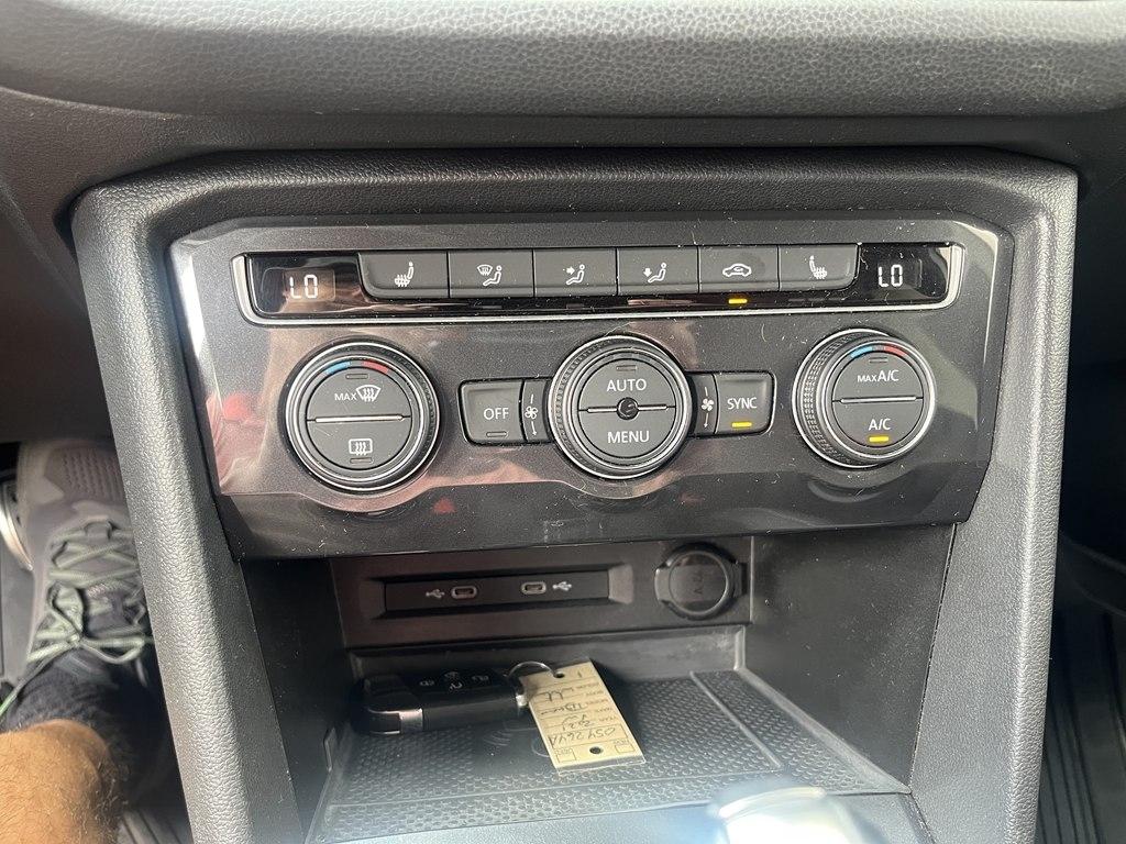 Volkswagen Tiguan  2021