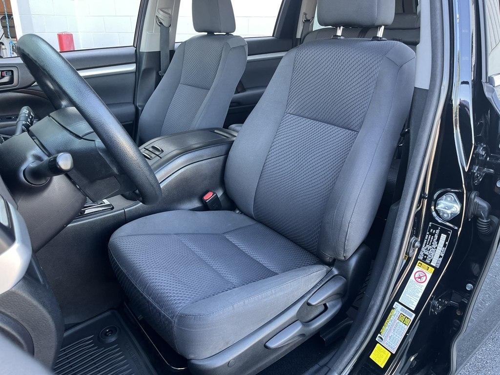 Toyota Highlander  2016