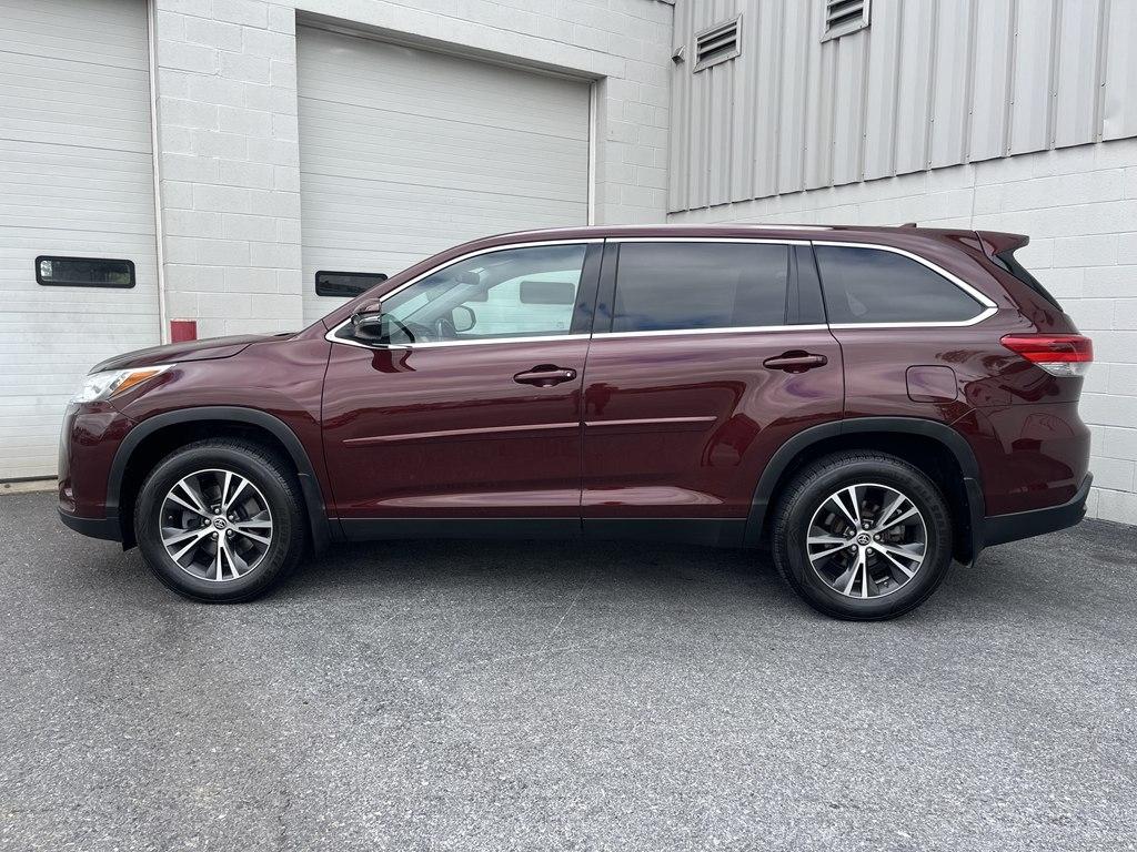 Toyota Highlander LE 2019