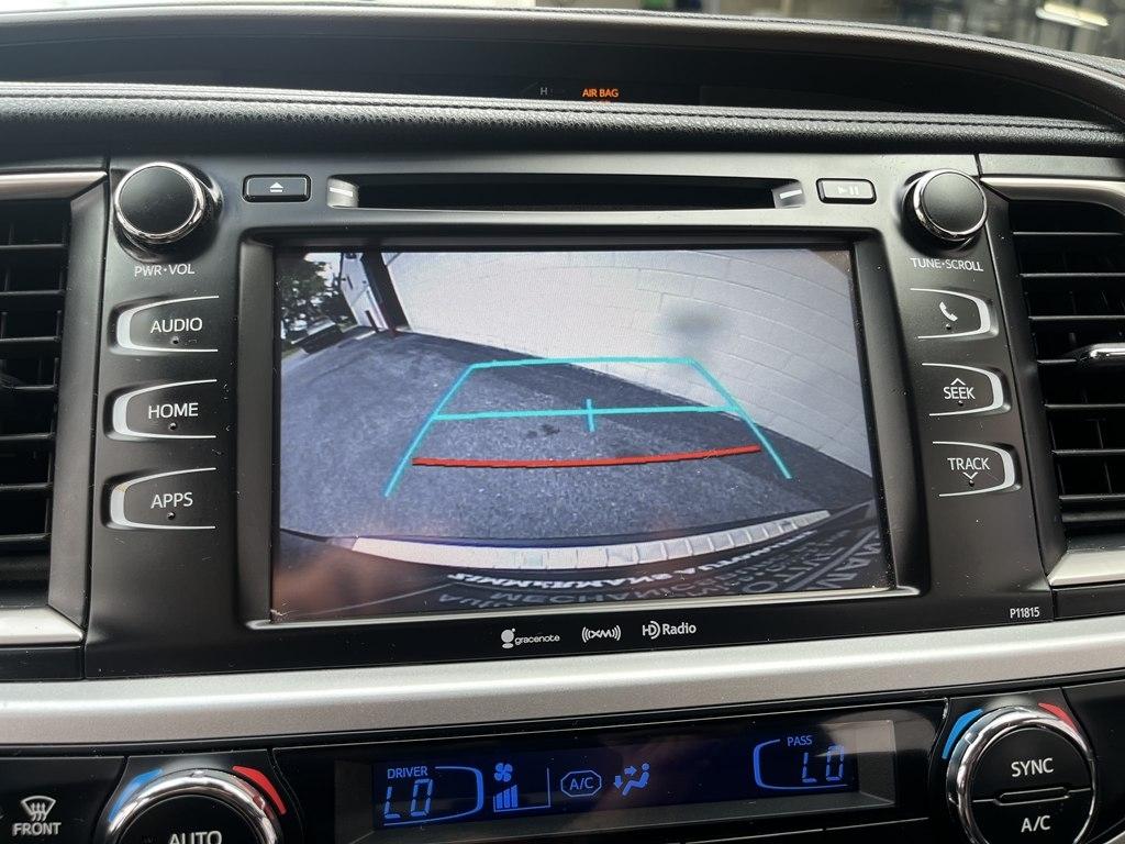 Toyota Highlander LE 2019