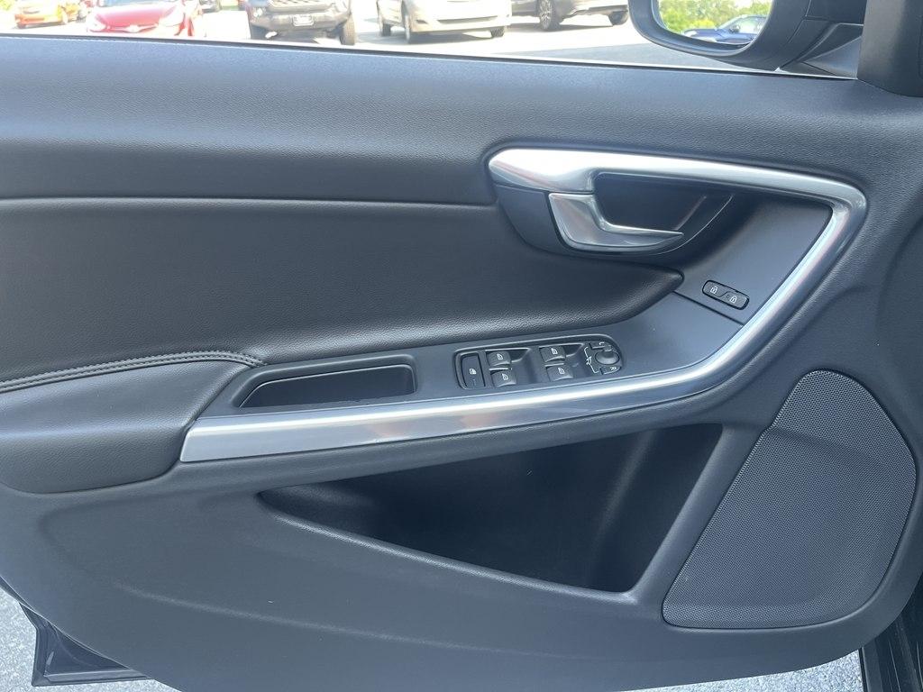 Volvo V60  2017