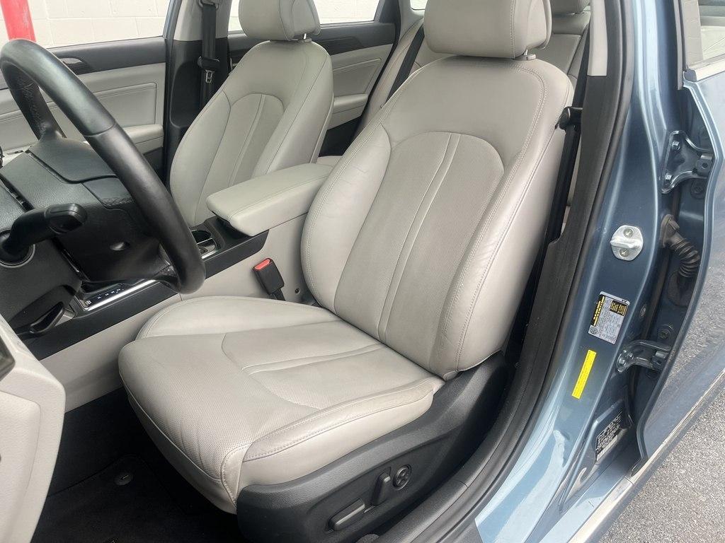 Hyundai Sonata Hybrid  2016