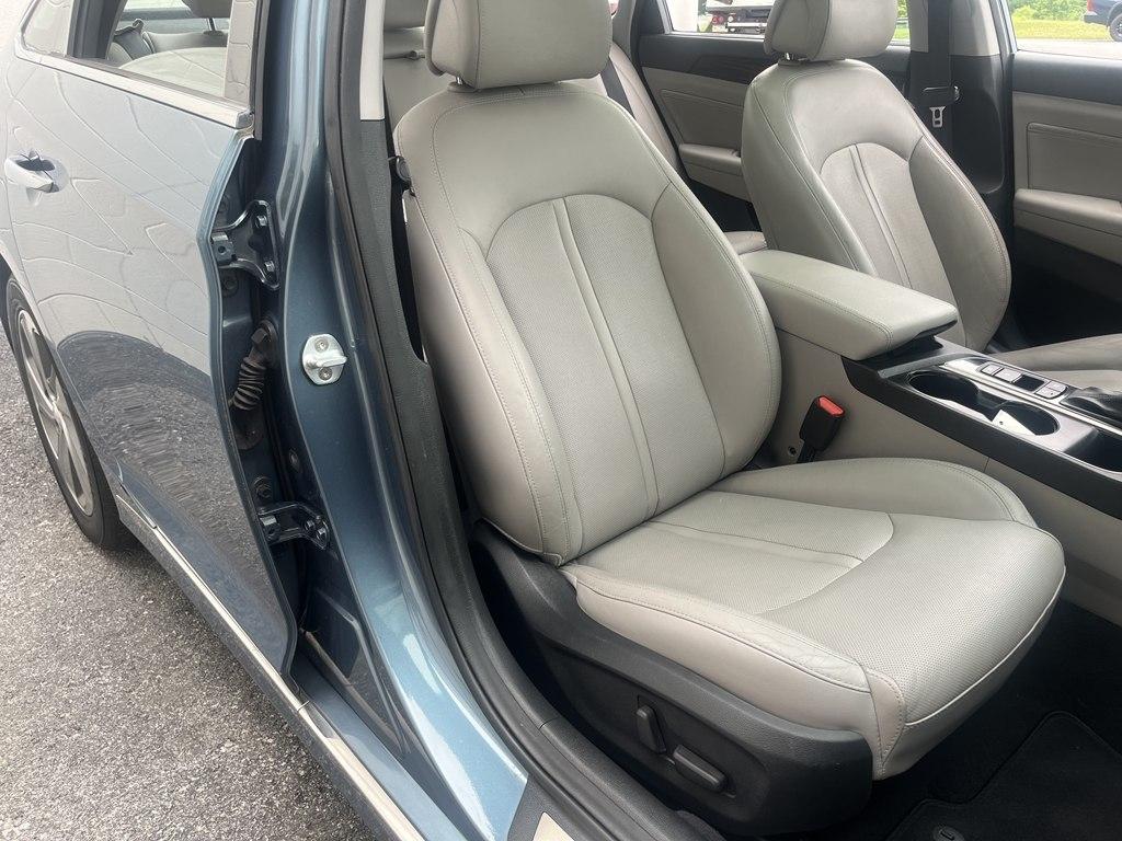 Hyundai Sonata Hybrid  2016