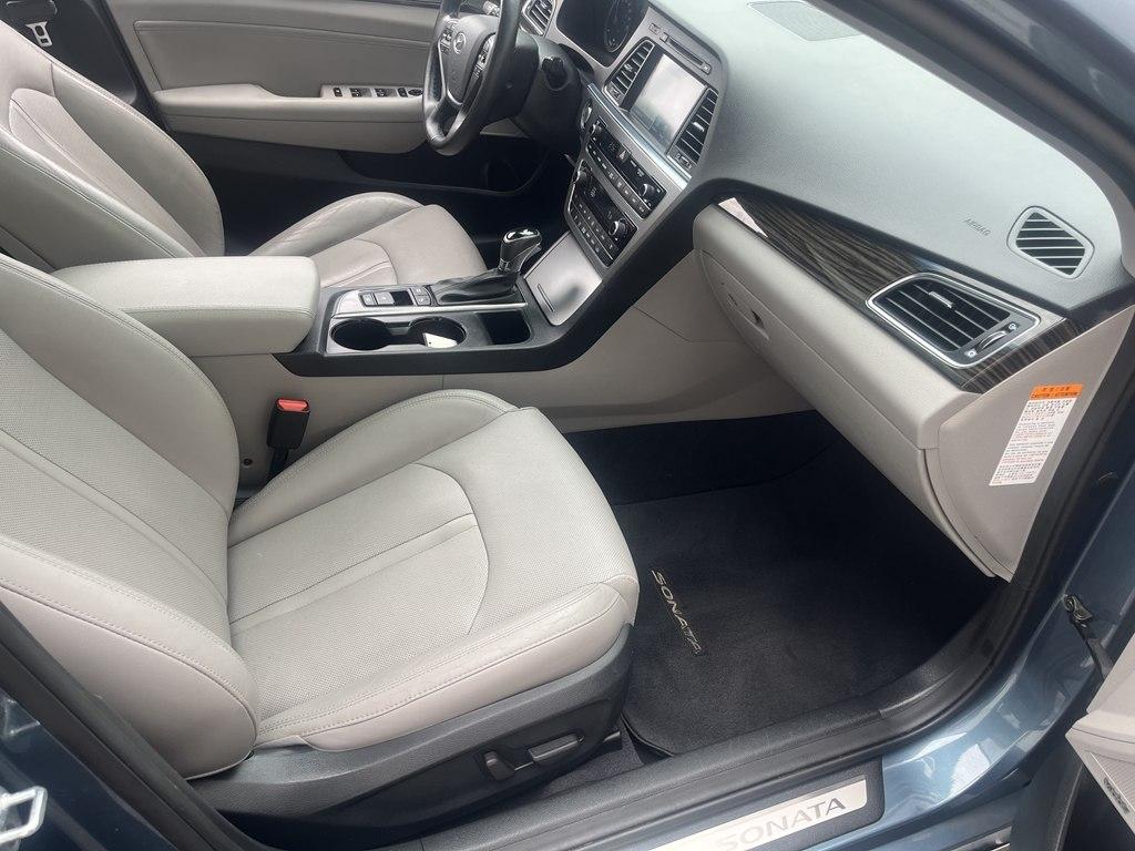 Hyundai Sonata Hybrid  2016