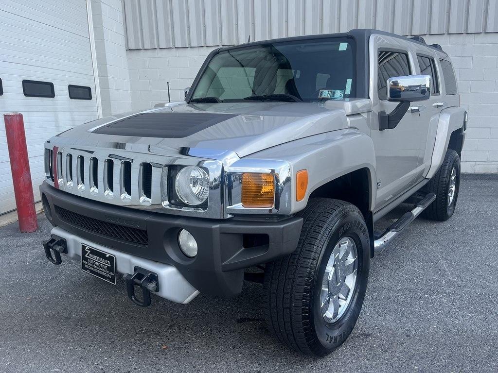 HUMMER H3 4WD 4dr H3T Luxury 2009
