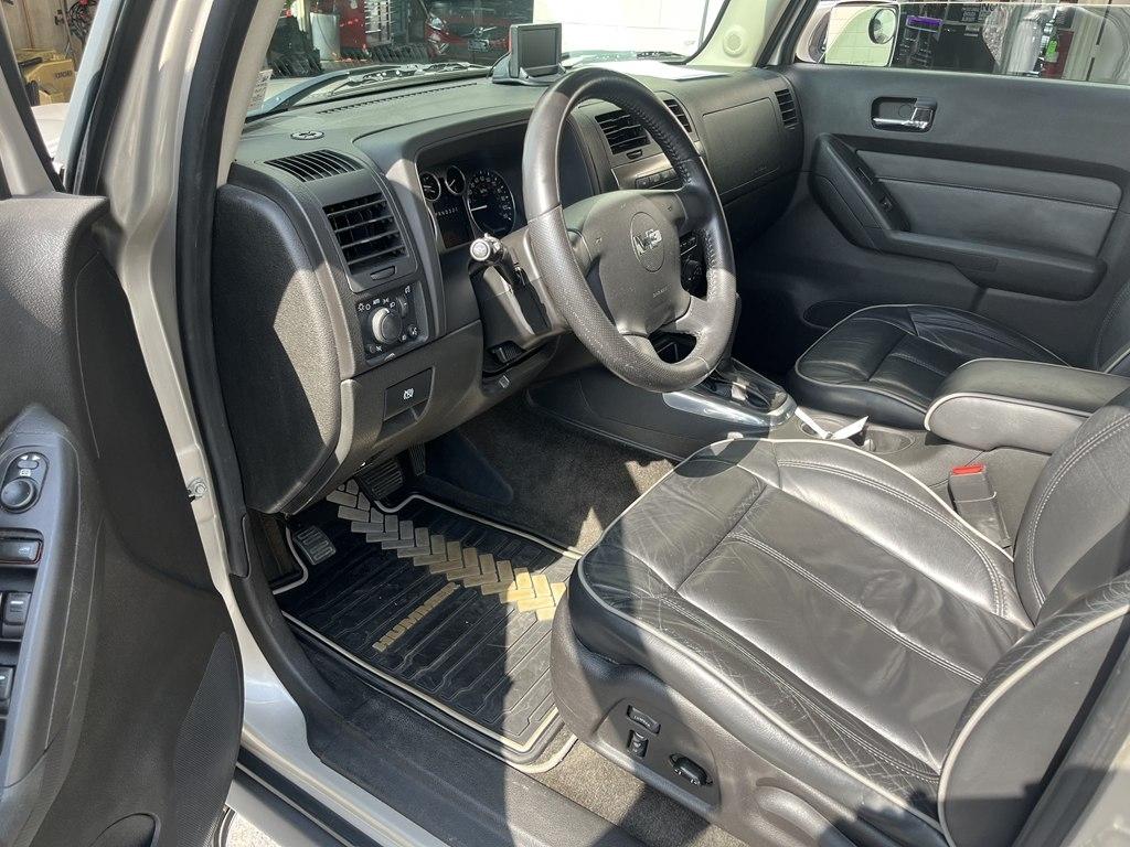 HUMMER H3 4WD 4dr H3T Luxury 2009