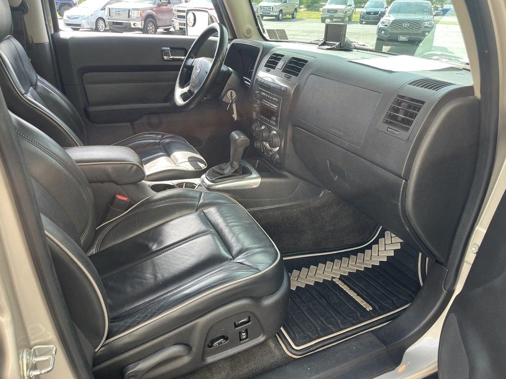 HUMMER H3 4WD 4dr H3T Luxury 2009