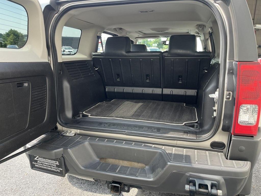 HUMMER H3 4WD 4dr H3T Luxury 2009