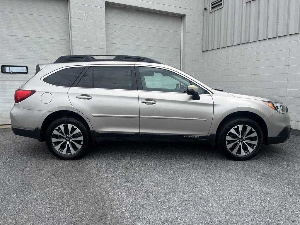 Subaru Outback  2016