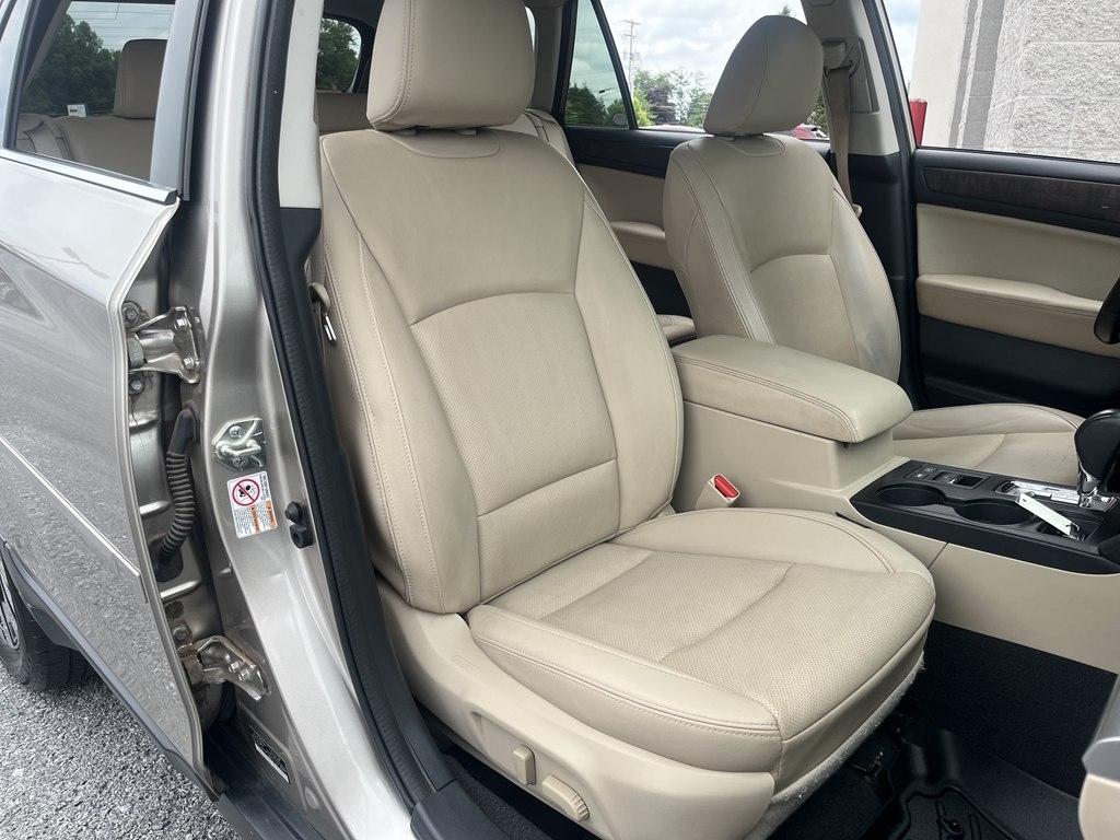 Subaru Outback  2016