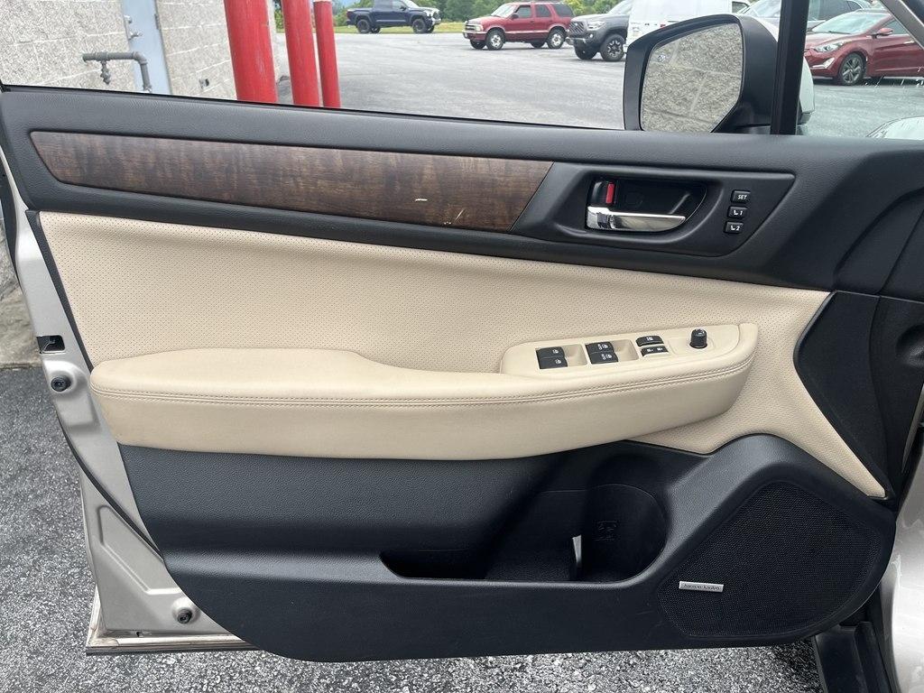 Subaru Outback  2016