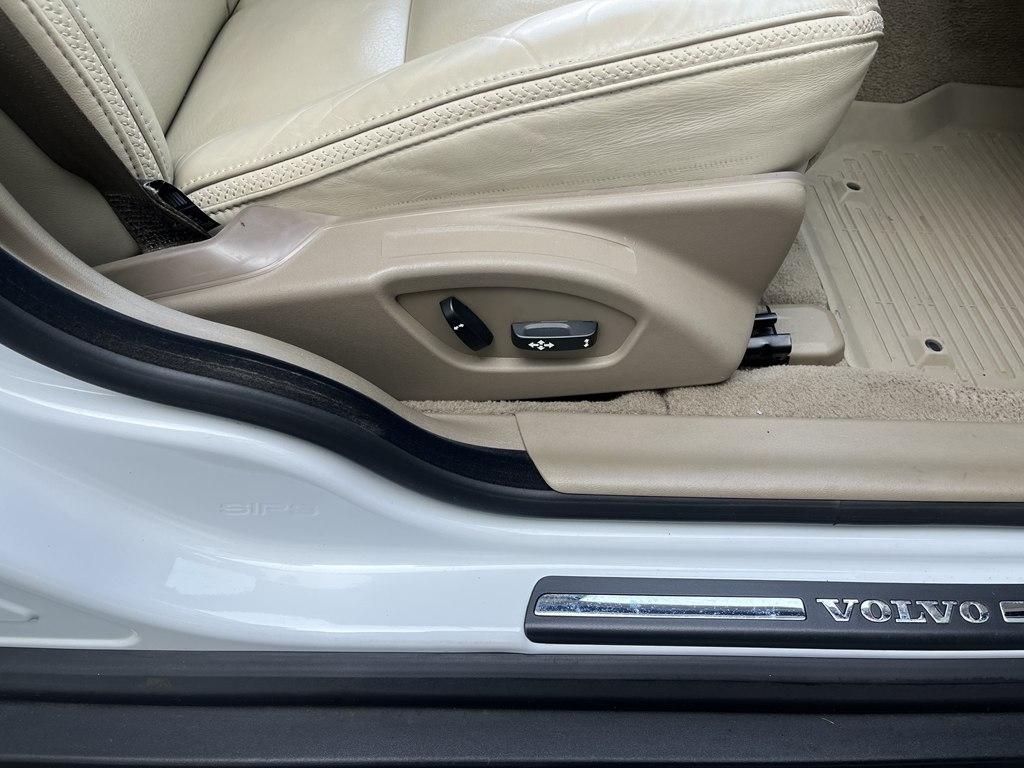 Volvo XC70  2015
