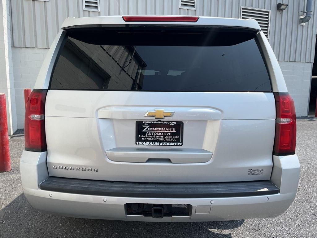 Chevrolet Suburban  2017
