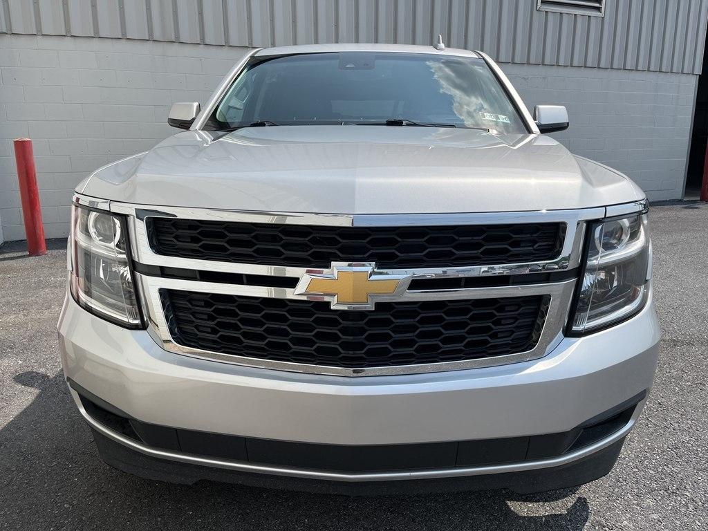 Chevrolet Suburban  2017