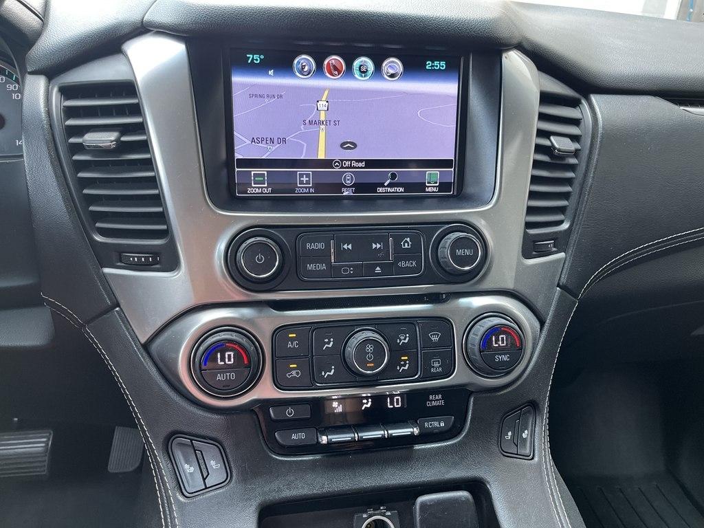 Chevrolet Suburban  2017