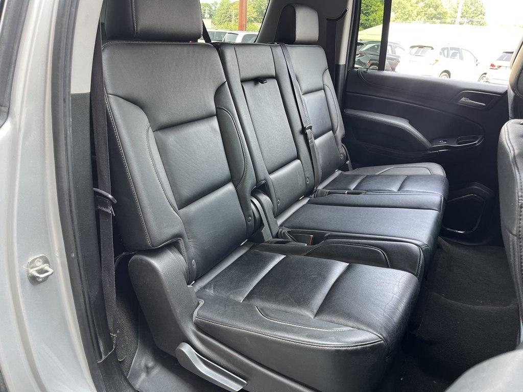 Chevrolet Suburban  2017