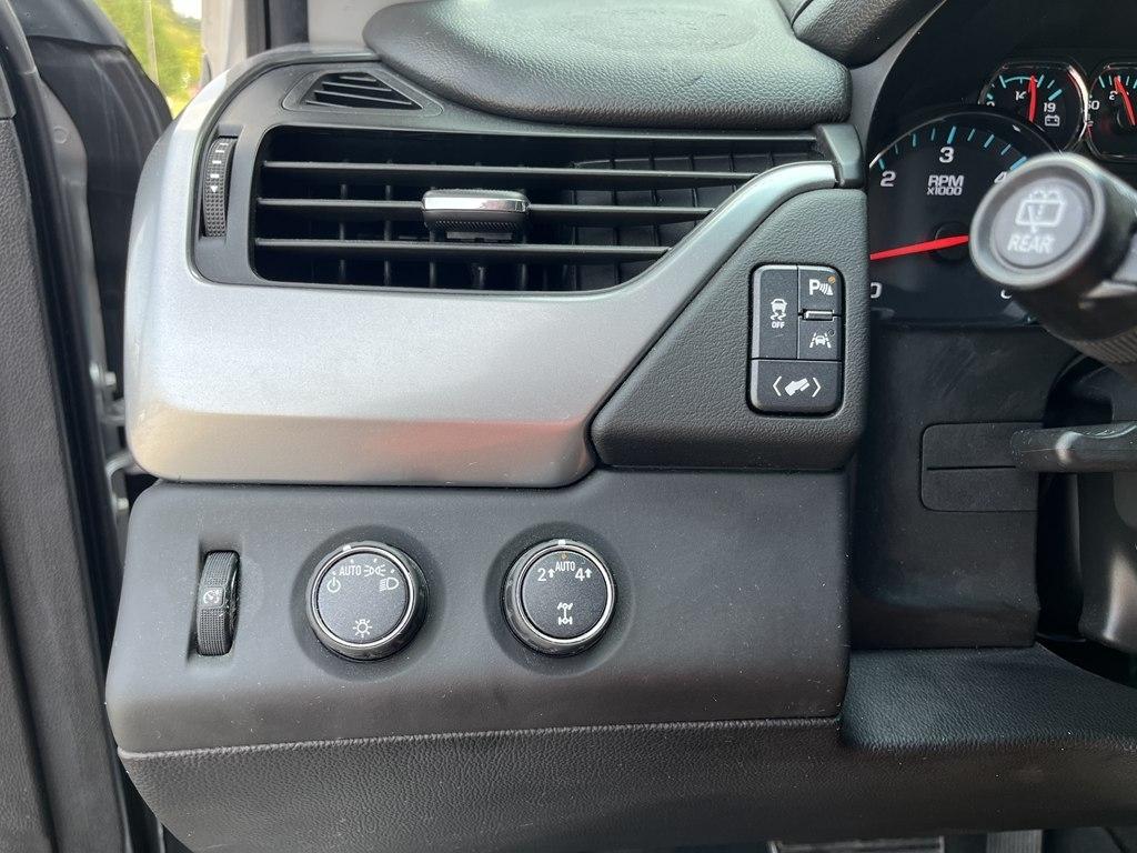 Chevrolet Suburban  2017