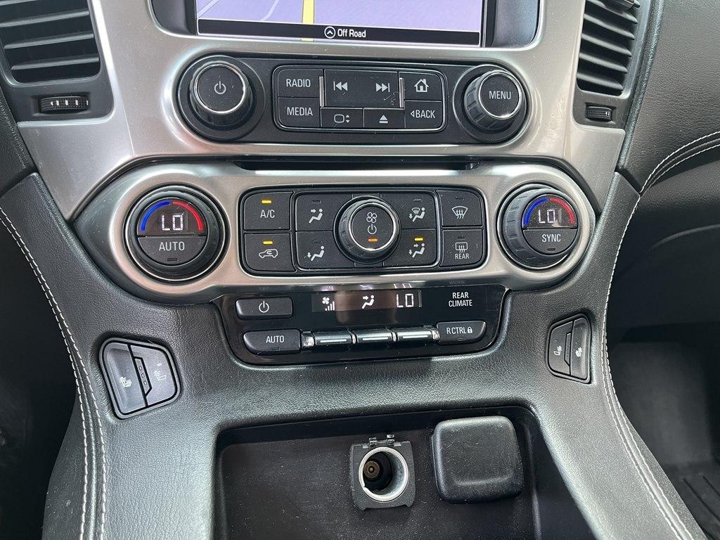 Chevrolet Suburban  2017