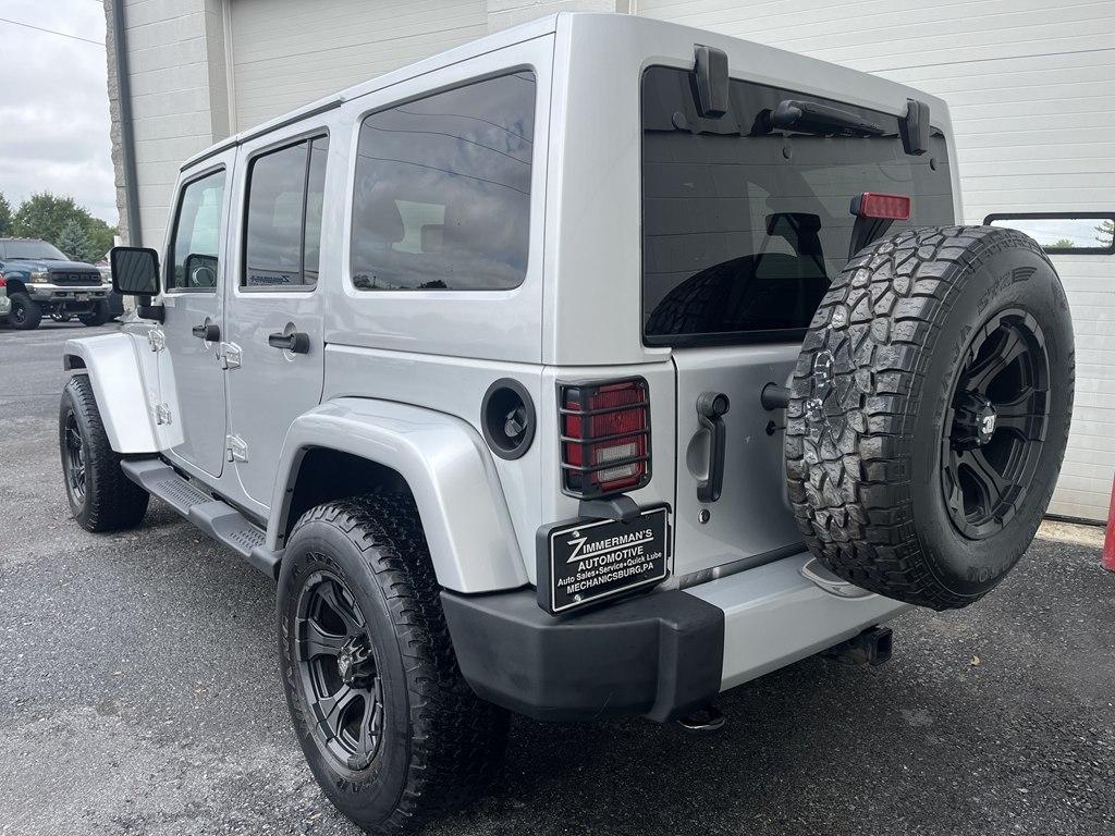 Jeep Wrangler  2011