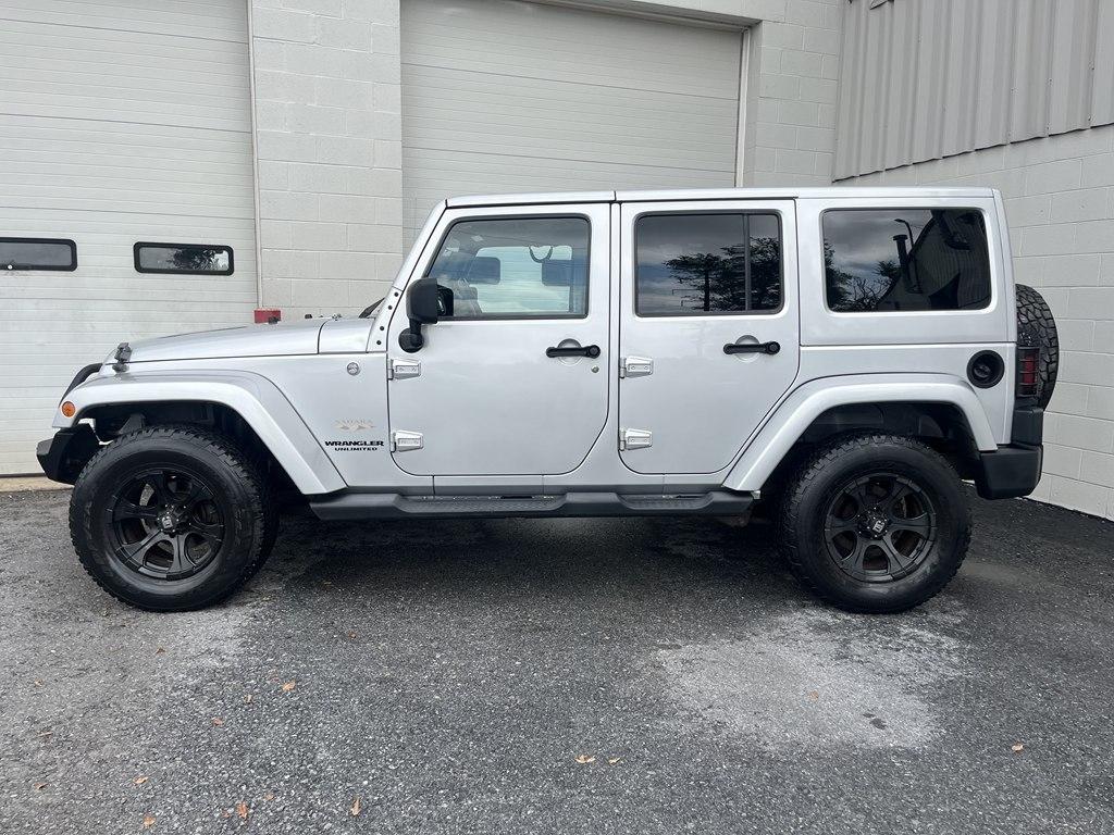 Jeep Wrangler  2011