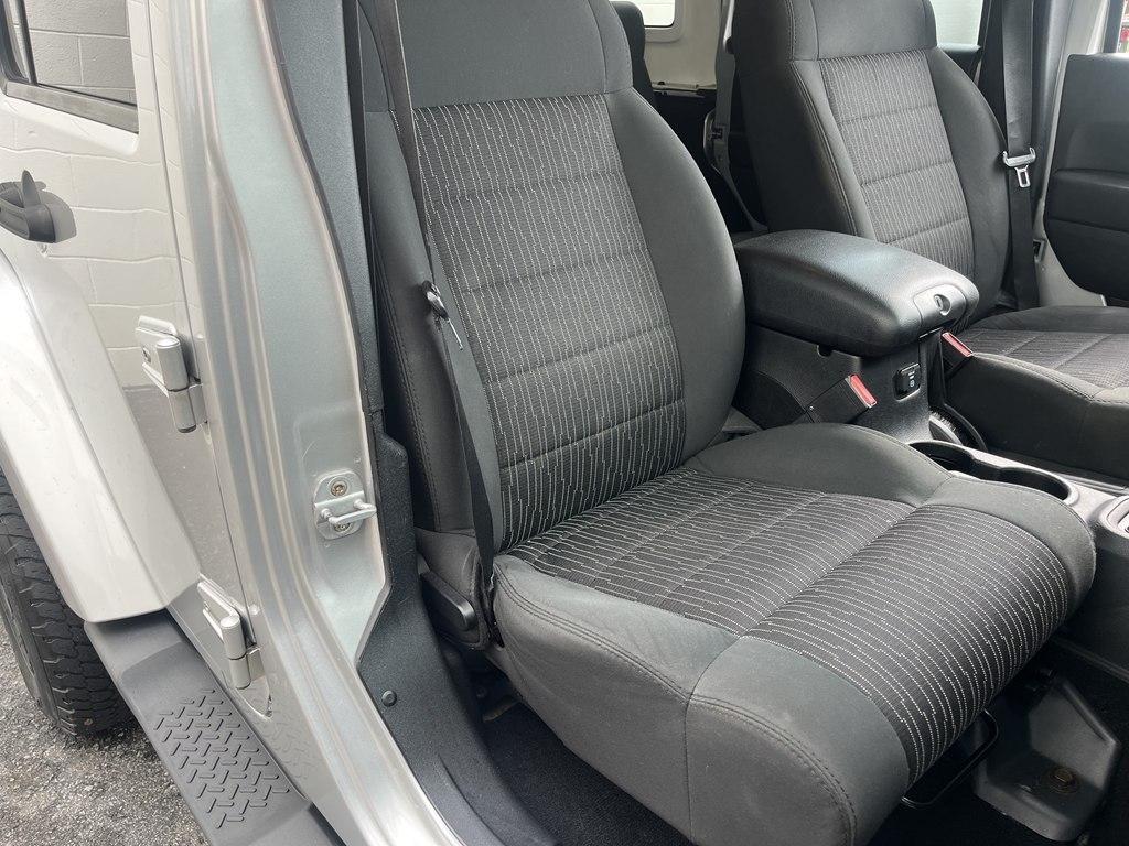 Jeep Wrangler  2011