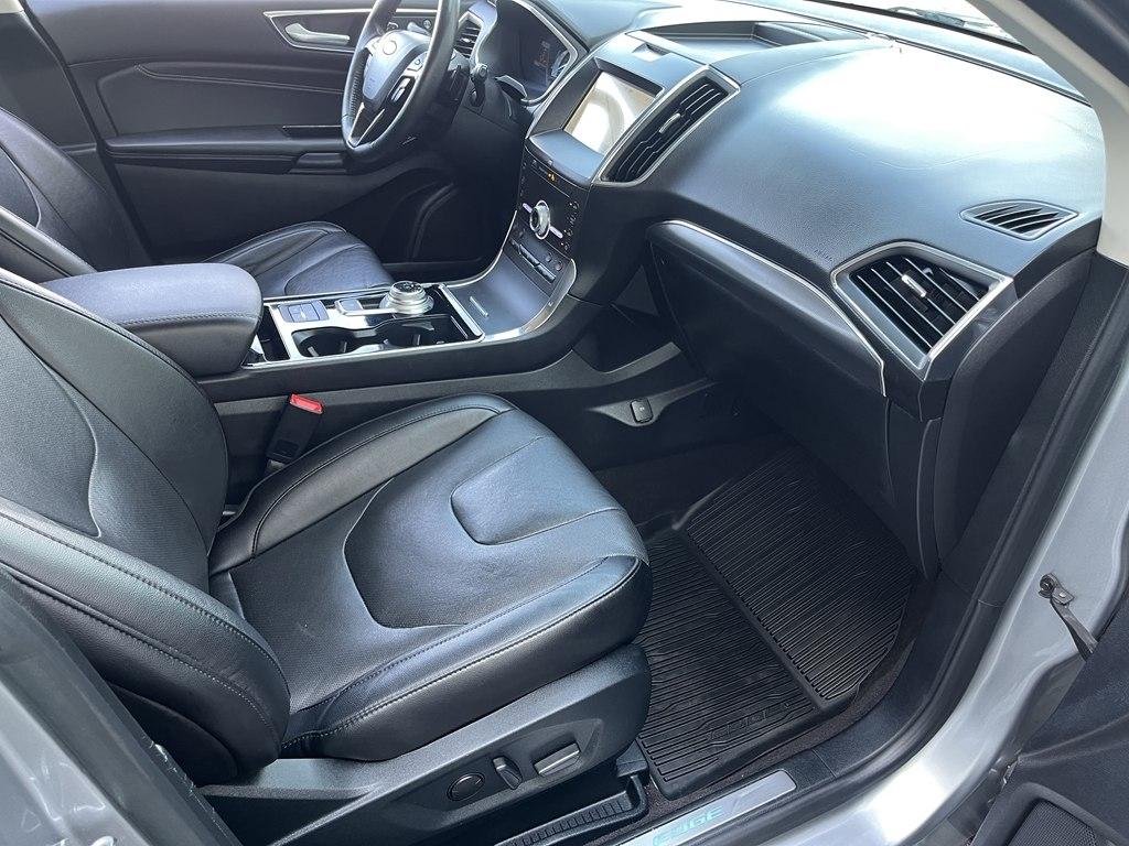 Ford Edge  2020
