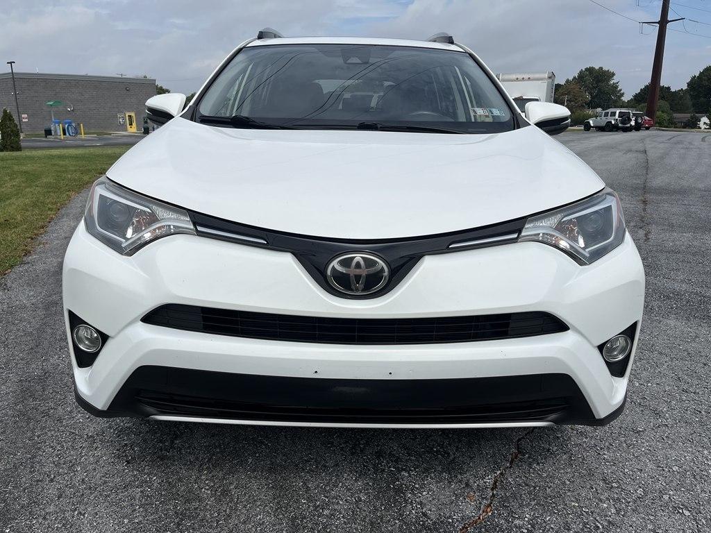 Toyota RAV4  2017