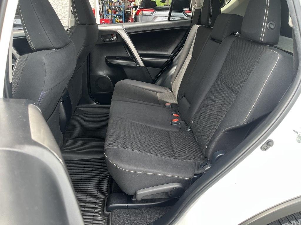 Toyota RAV4  2017
