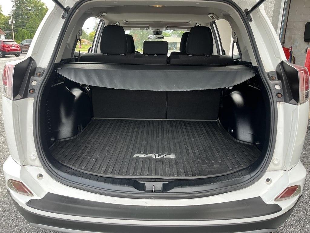 Toyota RAV4  2017