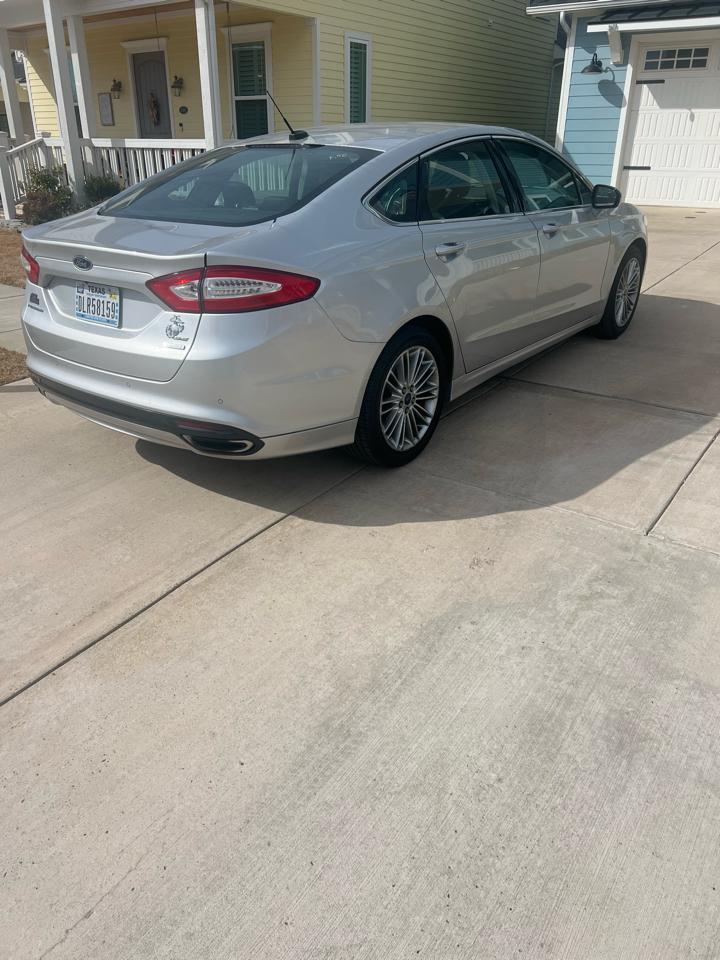 Ford Fusion SE 2016