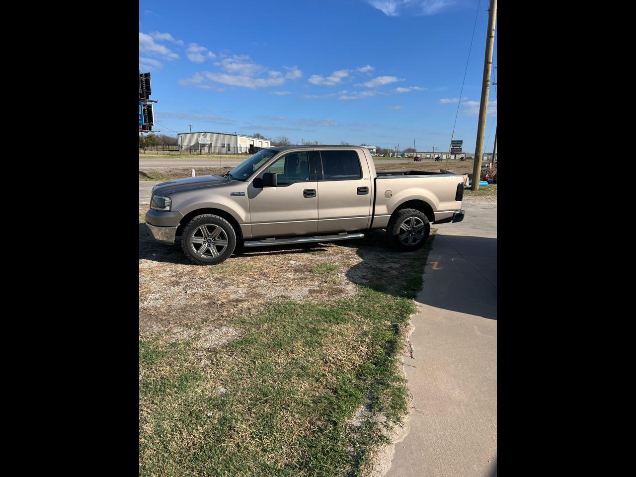 Ford F-150 XLT SuperCrew 2WD 2004