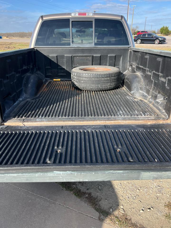 Ford F-150 XLT SuperCrew 2WD 2004