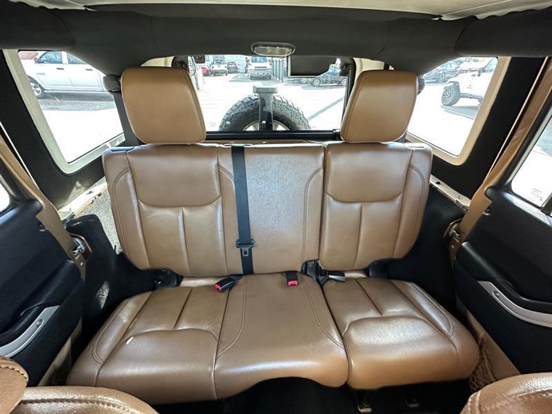 Jeep Wrangler  2015