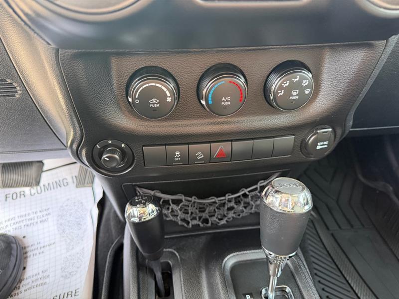 Jeep Wrangler Sport 2012