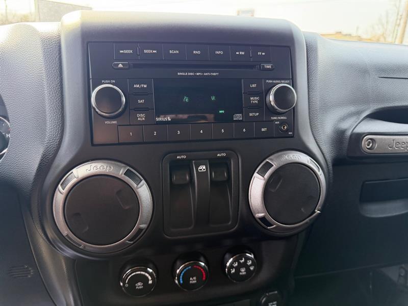 Jeep Wrangler Sport 2012