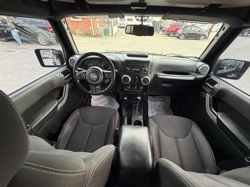 Jeep Wrangler Sahara 2015