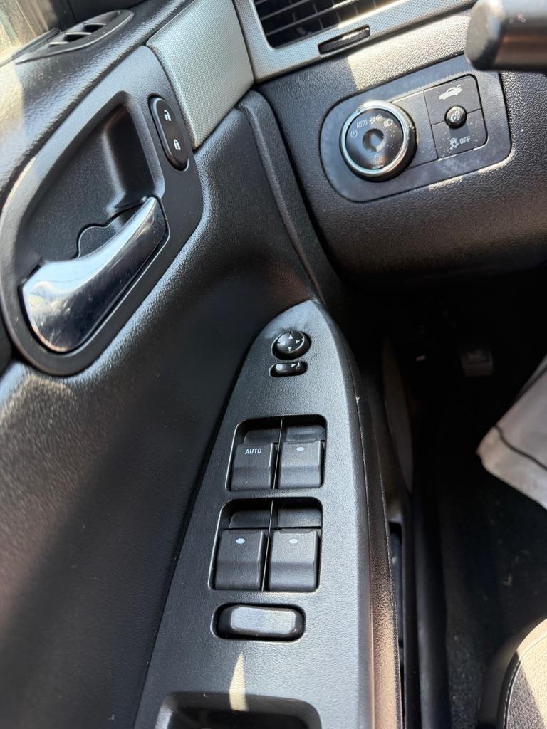 Chevrolet Impala  2012