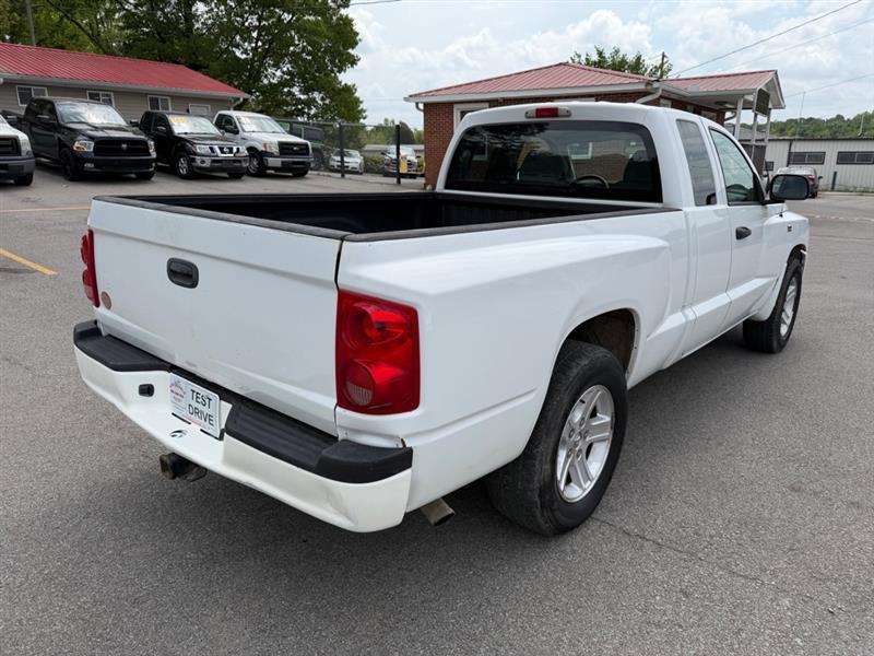 Dodge Dakota  2010