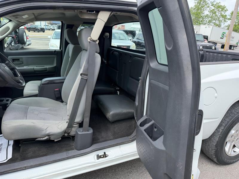 Dodge Dakota  2010