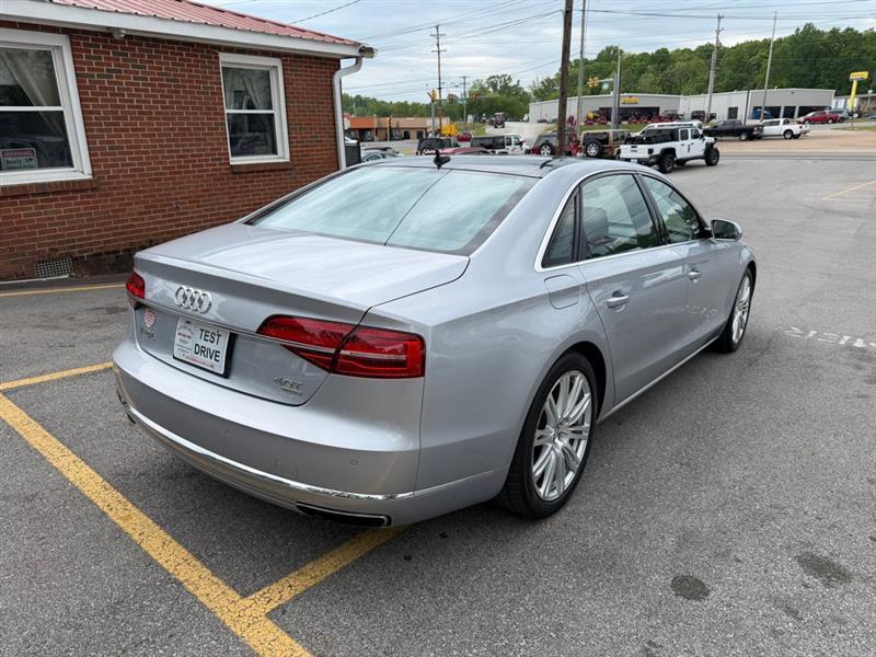 Audi A8  2015
