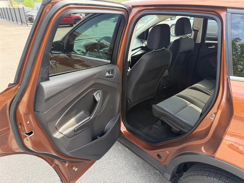 Ford Escape  2017