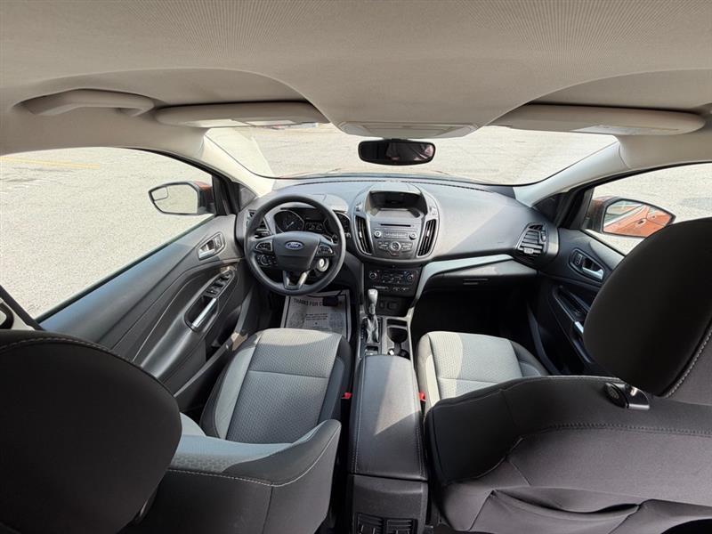 Ford Escape  2017