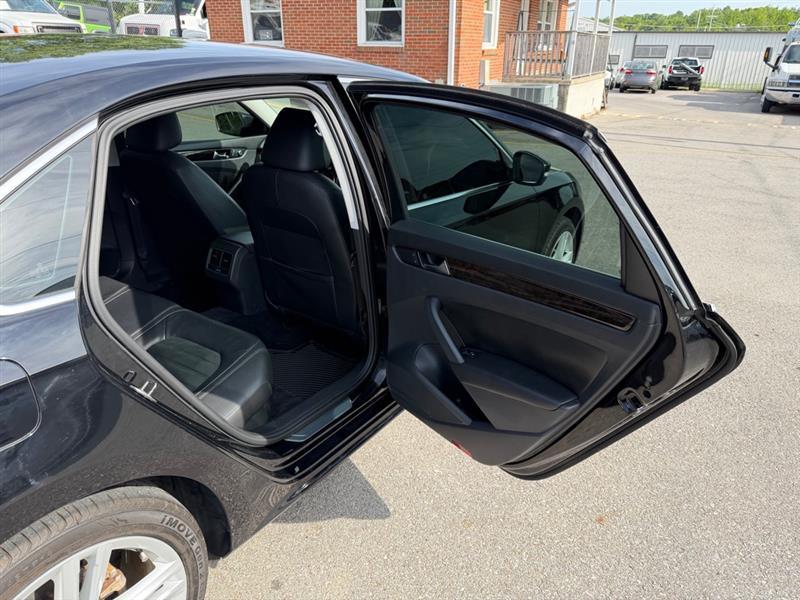 Volkswagen Jetta  2013