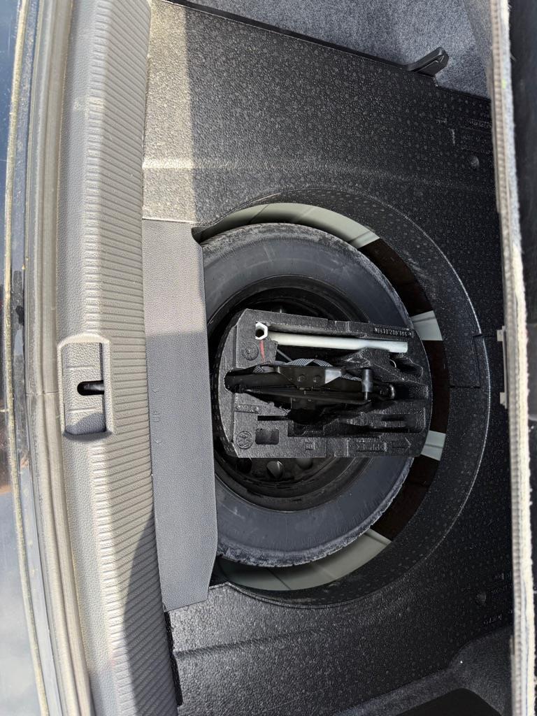 Volkswagen Jetta  2013