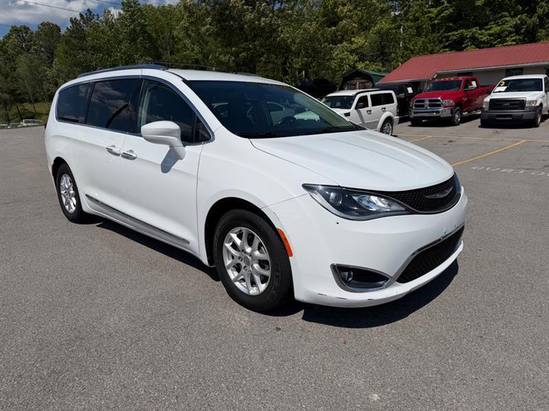 Chrysler Pacifica Touring L 2020