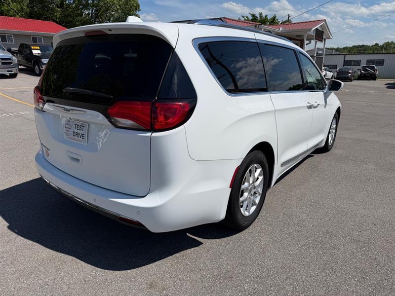 Chrysler Pacifica Touring L 2020
