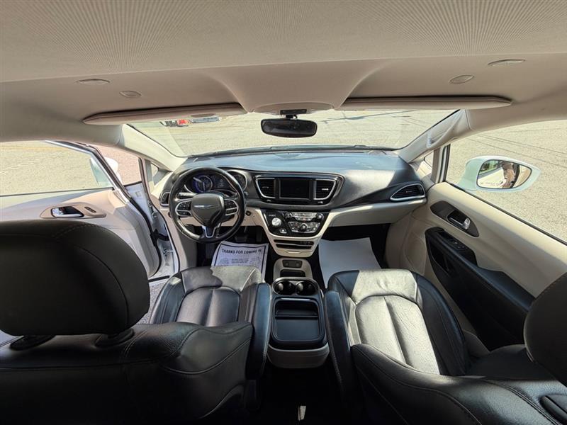 Chrysler Pacifica Touring L 2020