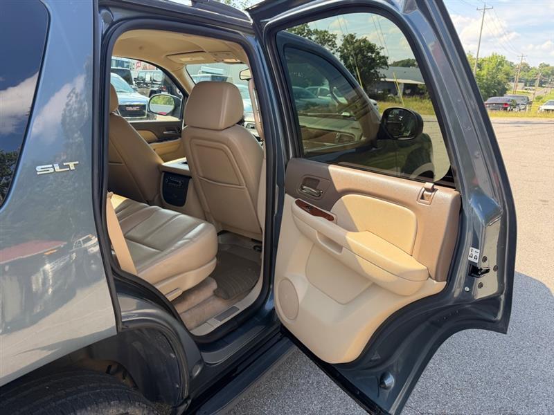 GMC Yukon  2008