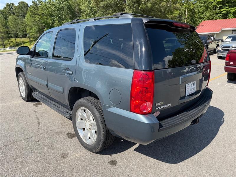 GMC Yukon  2008